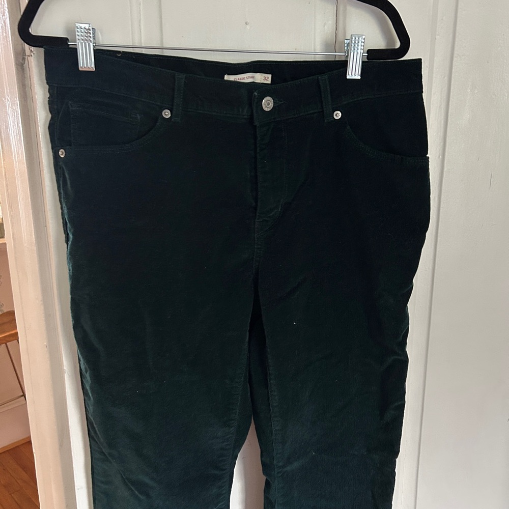 Women's Levi’s classic straight  Green Jeans